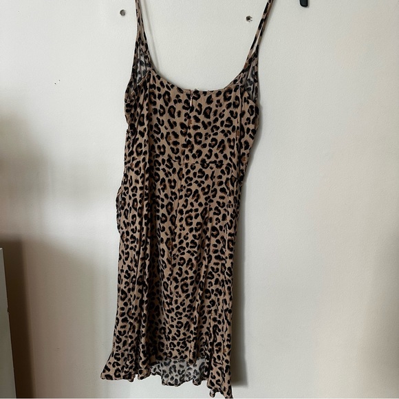 H&M Leopard Print Mini Dress - Picture 6 of 6